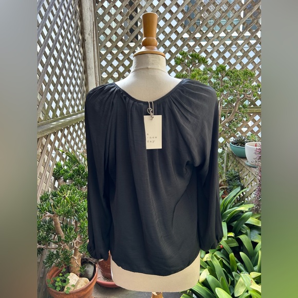 A New Day Black Top Gathered Neck, Dolman Sleeves. Size Medium NWT - Picture 3 of 11
